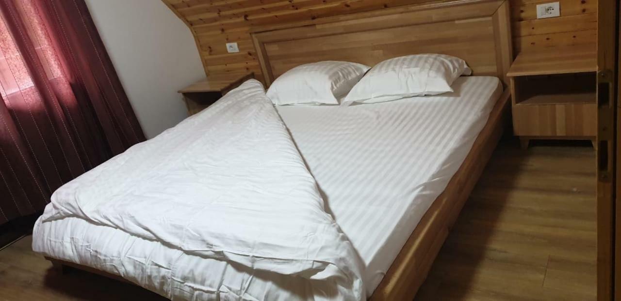 Bujtinat E Lugines Valbone Aparthotel Стая снимка